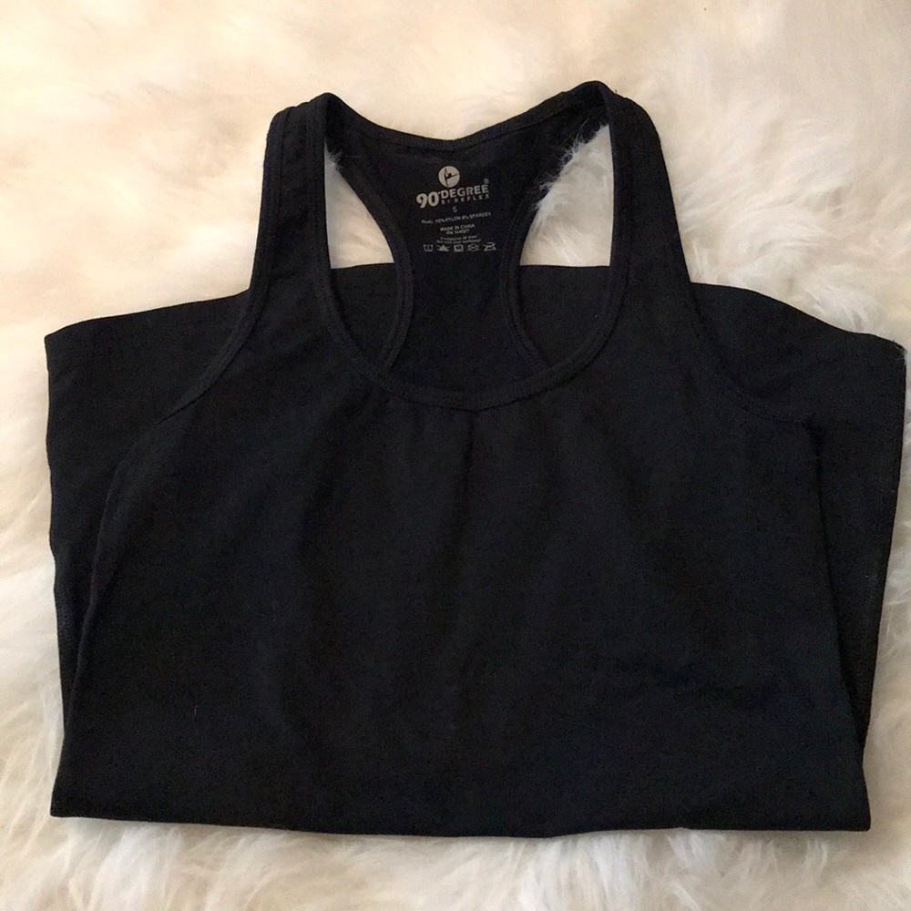 Black tank top!!